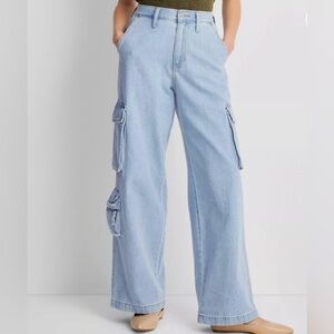Universal Thread Light Blue Denim Cargo  Jeans